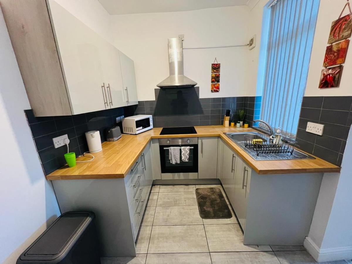 Luxury Double & Single Rooms With En-Suite Private Bathroom In City Centre Stoke On Trent Екстер'єр фото
